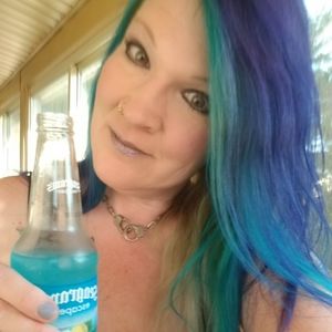 Meet your Posher, Peggy